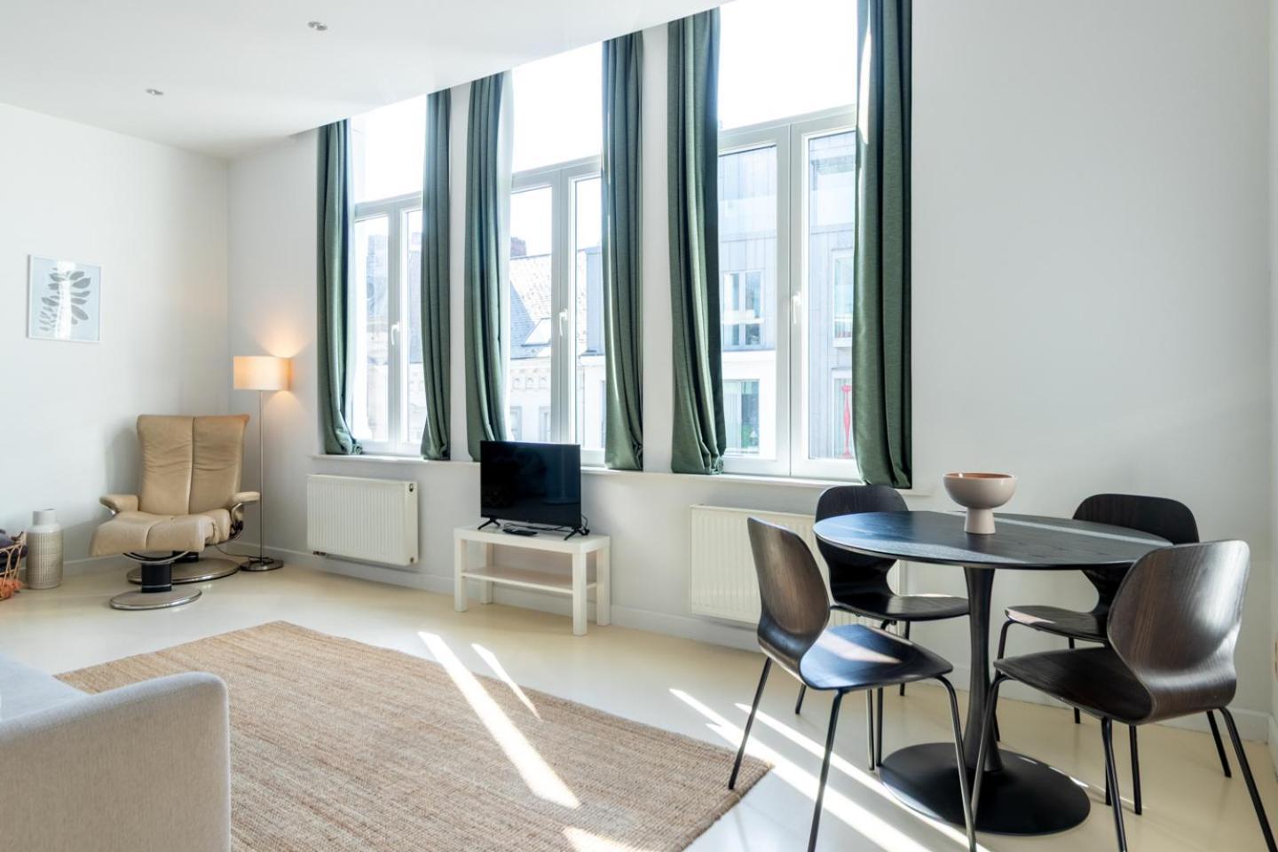Bright, Spacious Apartments & Perfectly Located In The Heart Of Gand Extérieur photo