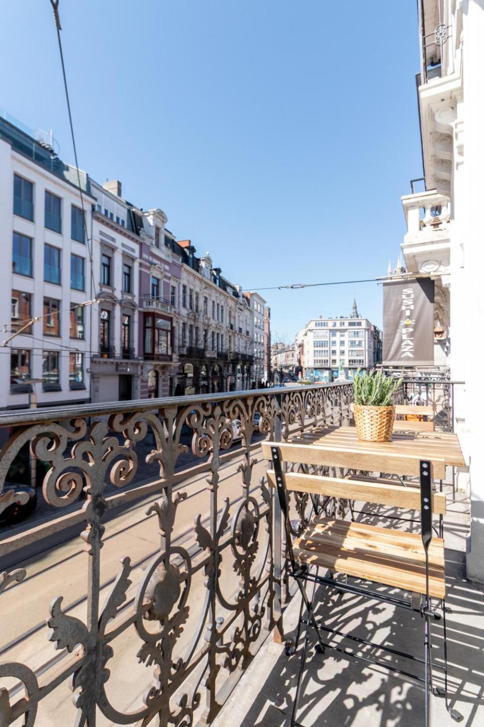 Bright, Spacious Apartments & Perfectly Located In The Heart Of Gand Extérieur photo