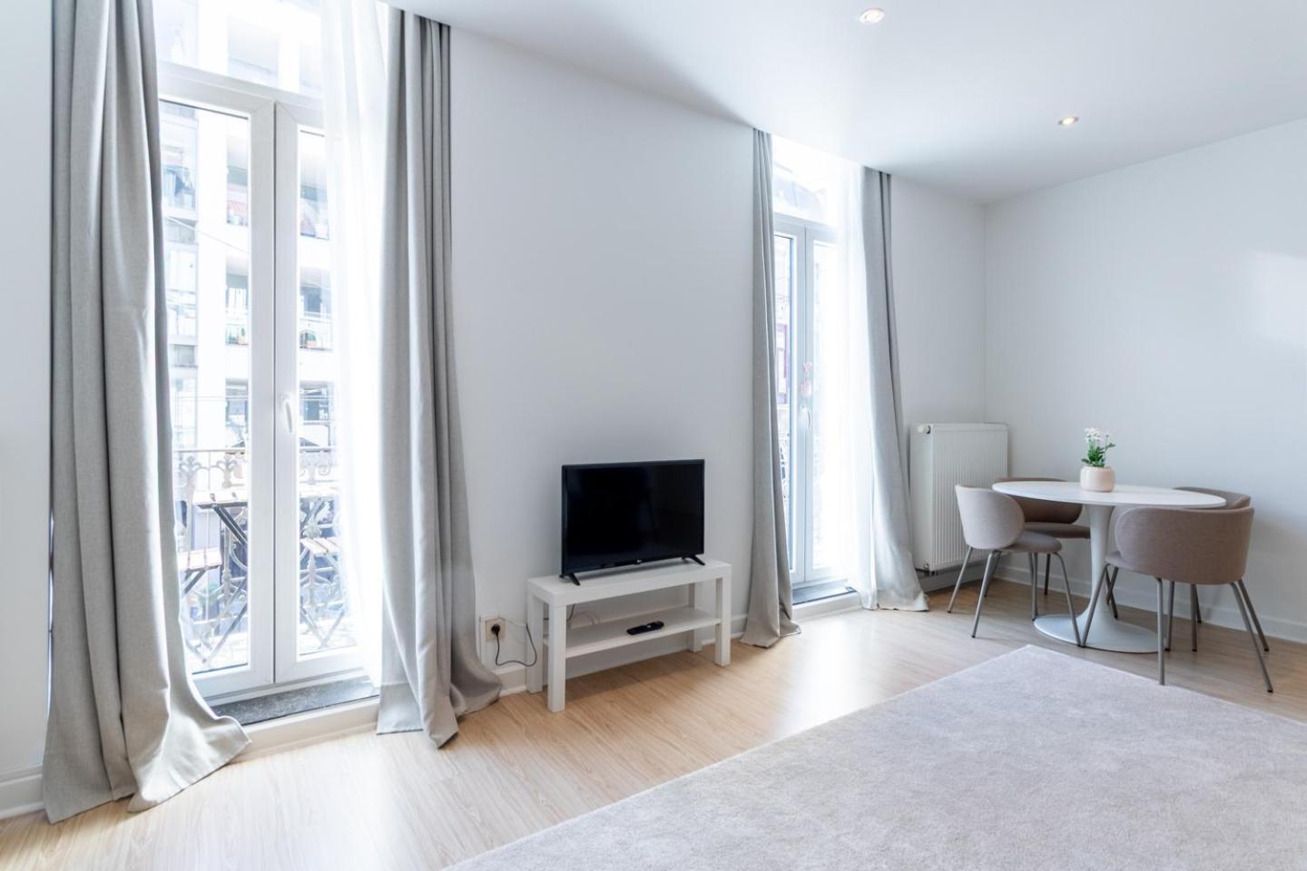 Bright, Spacious Apartments & Perfectly Located In The Heart Of Gand Extérieur photo
